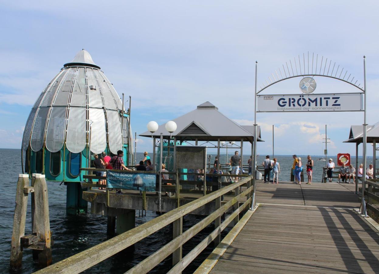 Ferienwohnungen Im Haus Strandburg Grömitz Esterno foto