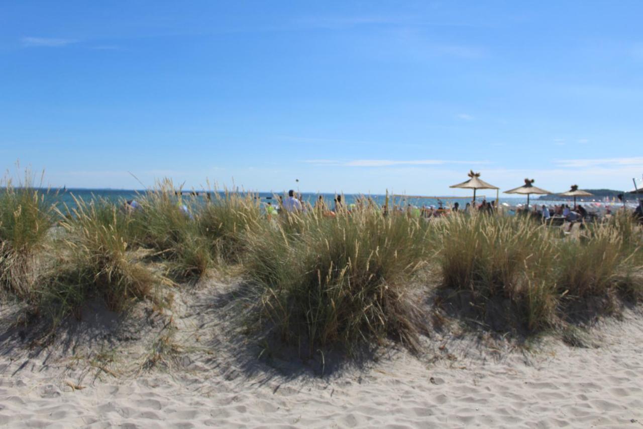 Ferienwohnungen Im Haus Strandburg Grömitz Esterno foto