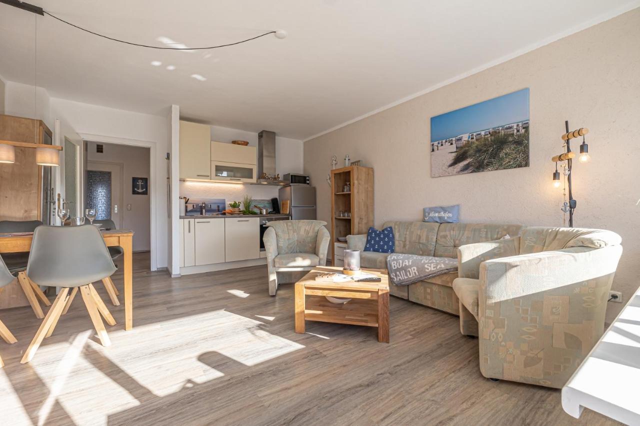 Ferienwohnungen Im Haus Strandburg Grömitz Esterno foto