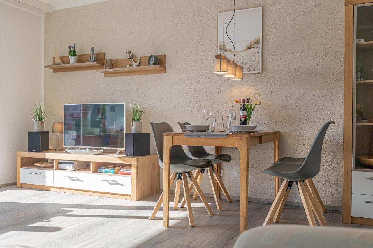 Ferienwohnungen Im Haus Strandburg Grömitz Esterno foto